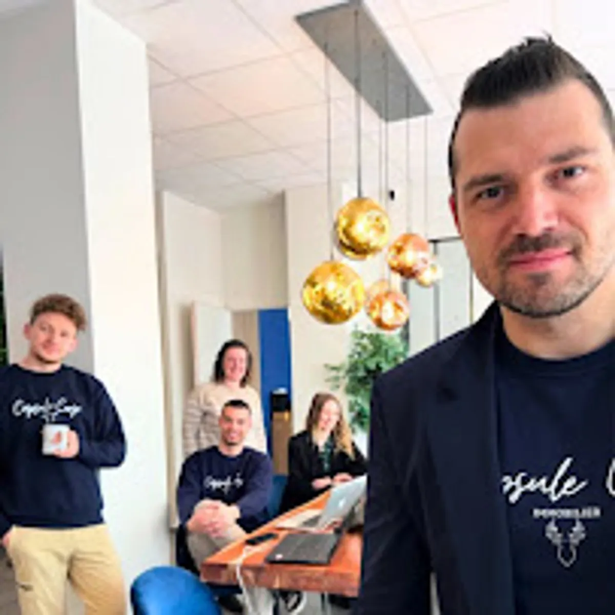 Agence immobilière Capsule Corp | Grenoble - Photo 2