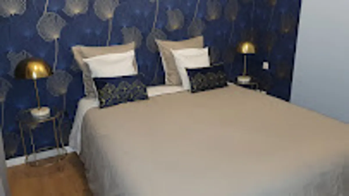 CHOPARD SAS | CONCIERGERIE | LOCATION LOGEMENT | ACHATS & VENTES - Photo 9