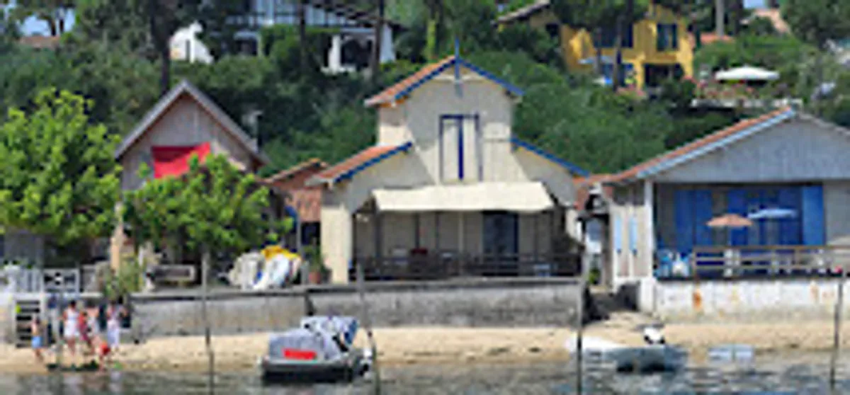 CHRISTELLE BORJA - Photo 2