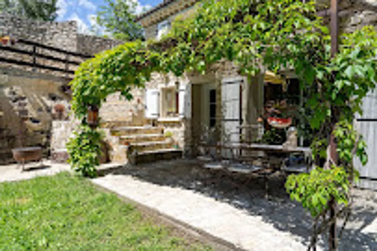 CJ Pro'vence conciergerie - Photo 3