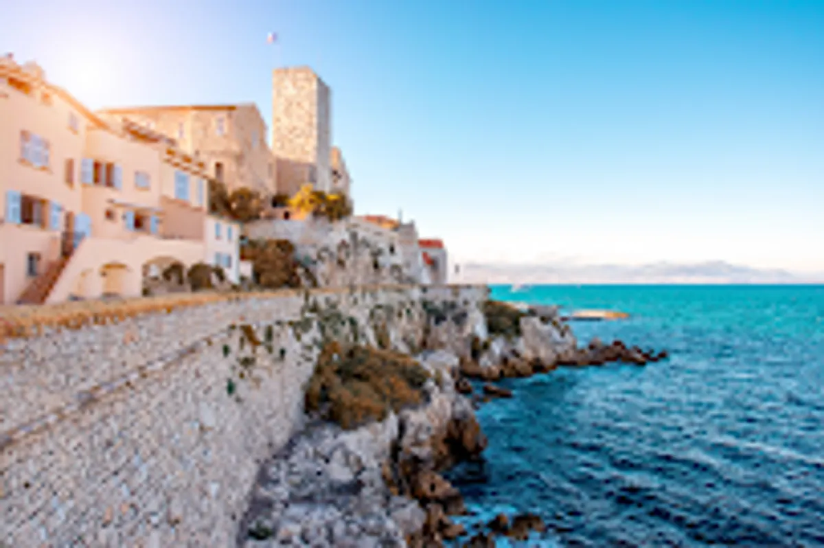 Logo Cocoonr Antibes - Agence de conciergerie et location