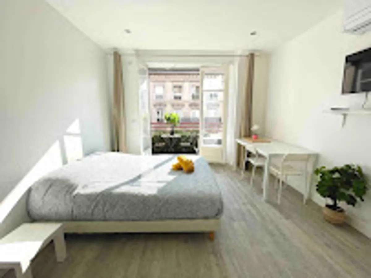 Conciergerie Airbnb & Booking - Location courte durée Lyon | BnGo - Photo 3