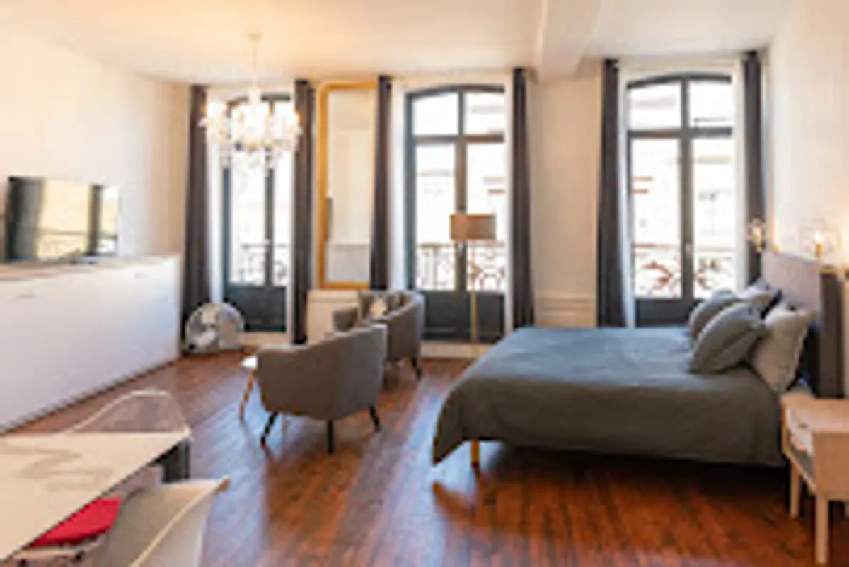 Conciergerie Rimbaud Suites Charleville-Mezieres - Photo 4