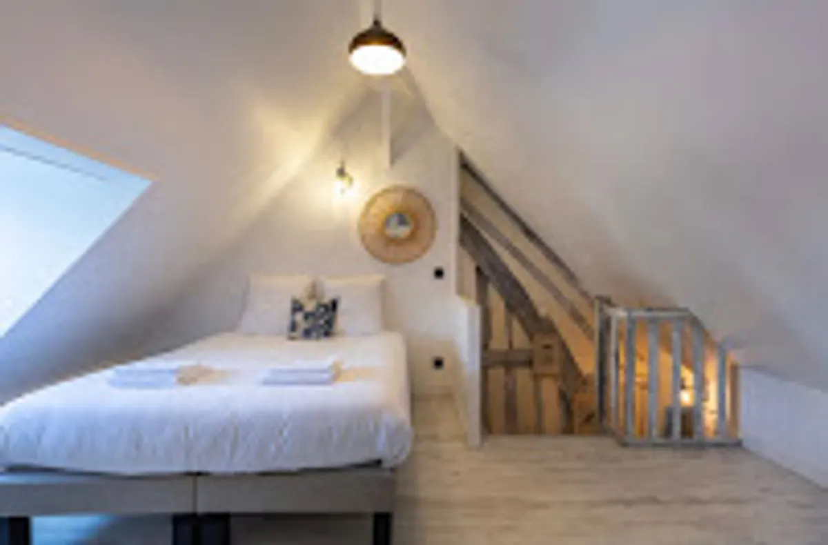 Confidentielle - Photo 2