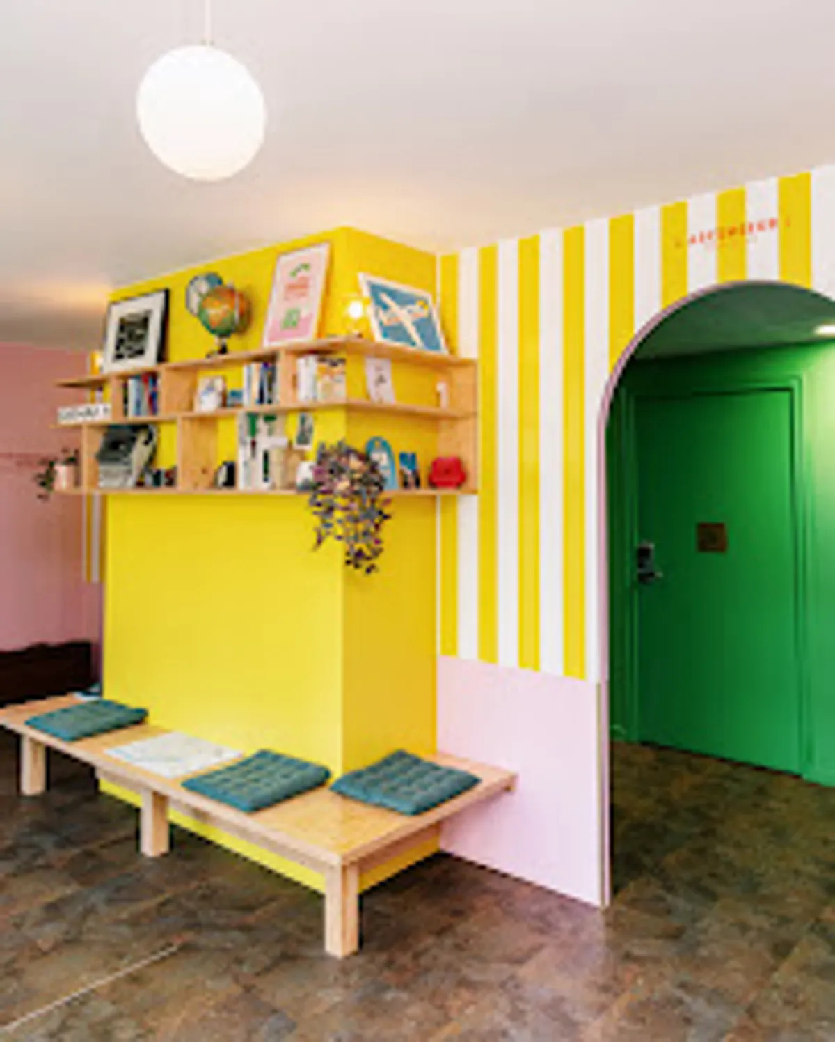 DEMAIN Hôtel & Conciergerie - Photo 4