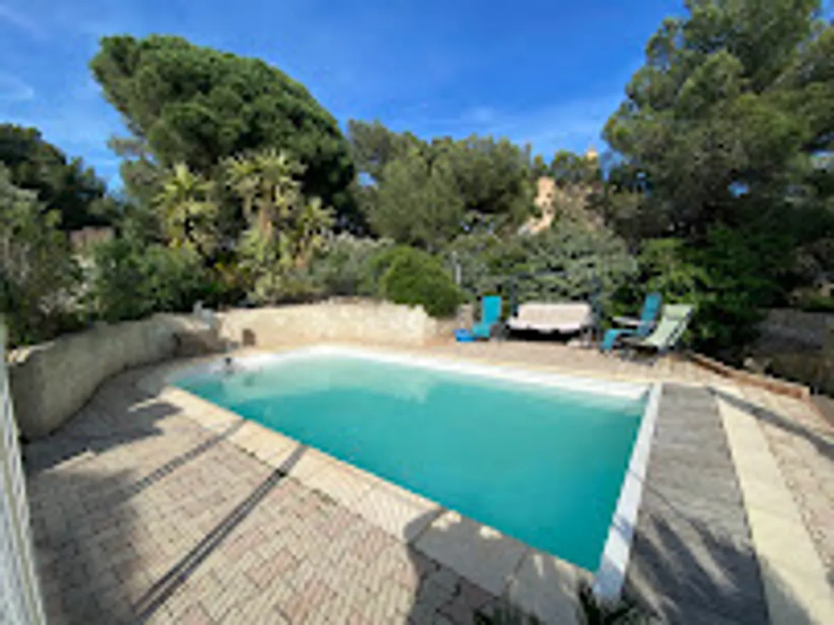 Hechem Louiz - Conciergerie Clé en Main - La Seyne-sur-Mer - Photo 2