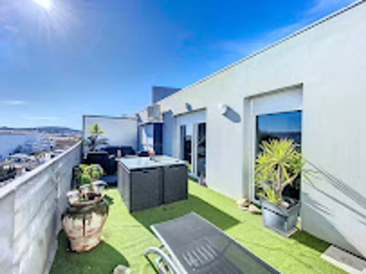 Hechem Louiz - Conciergerie Clé en Main - La Seyne-sur-Mer - Photo 3