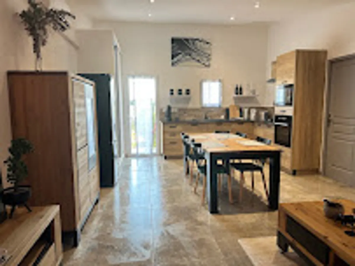 HESTIA UZES - Conciergerie & Intendance - Renovation & Décoration - Photo 4