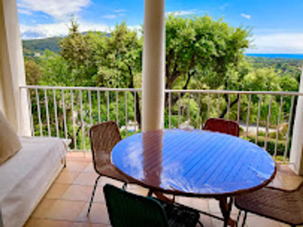 HOLIDAY Locations de vacances et Conciergerie - Les Restanques du Golfe de St-Tropez - Photo 3