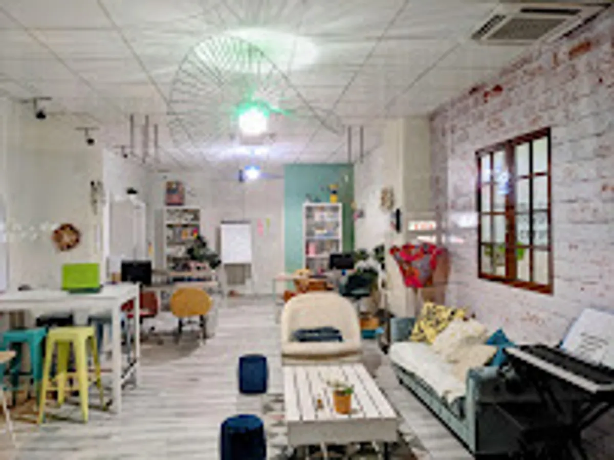 Home Invest 64 - Transaction/Rénovation/Décoration/Conciergerie à Pau - Photo 8