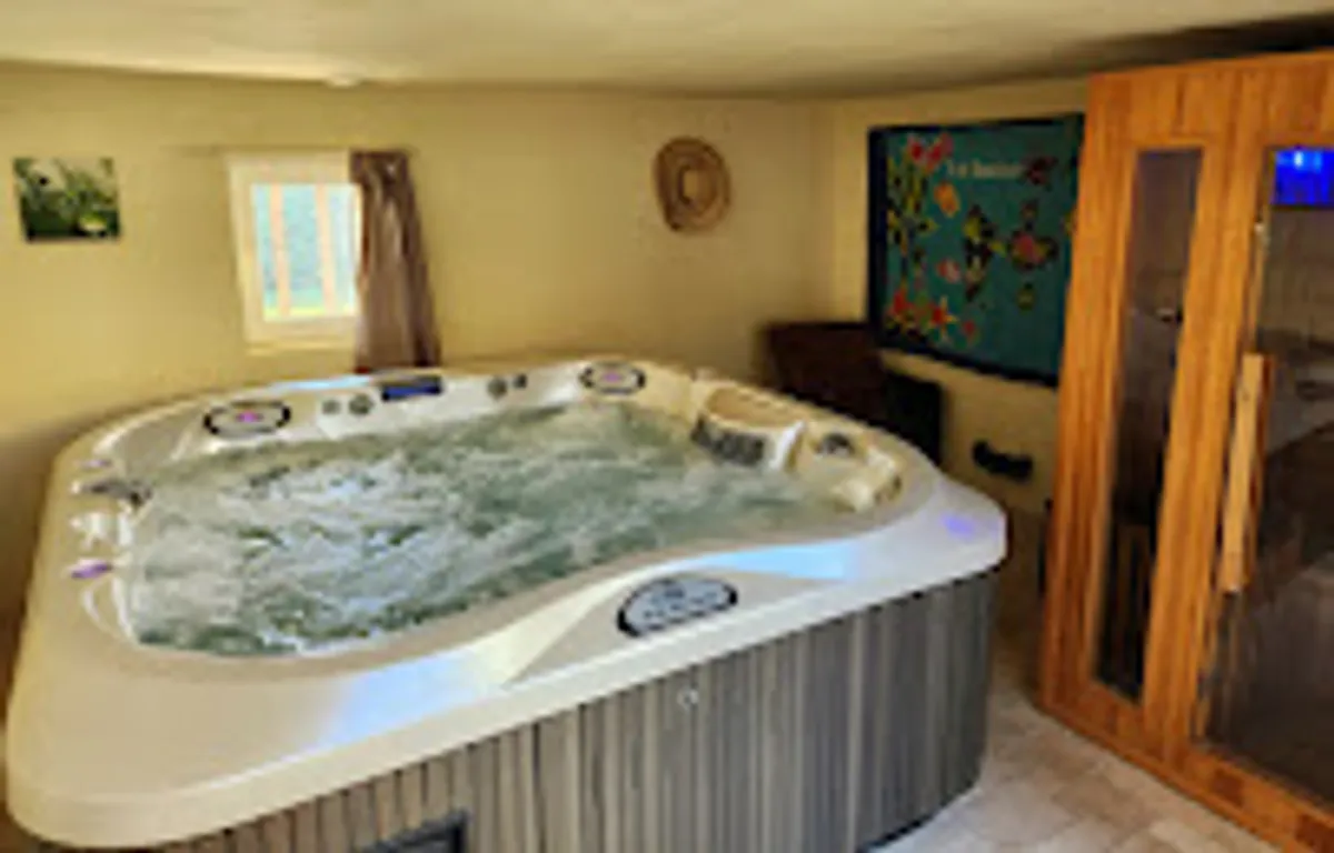 Home Sweet Holidays - Photo 9