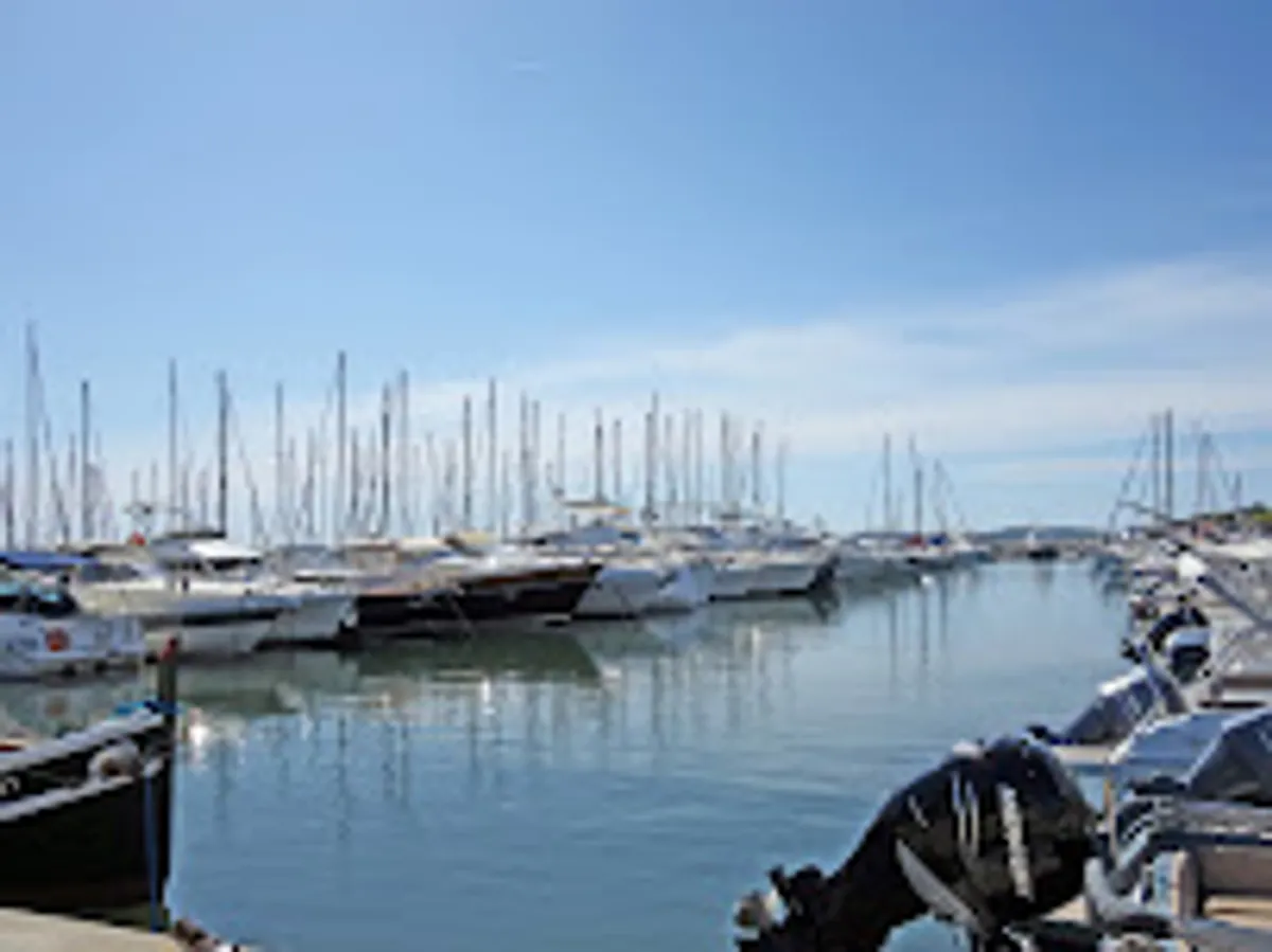 Interhome Hyères - Locations & Conciergerie - Photo 3