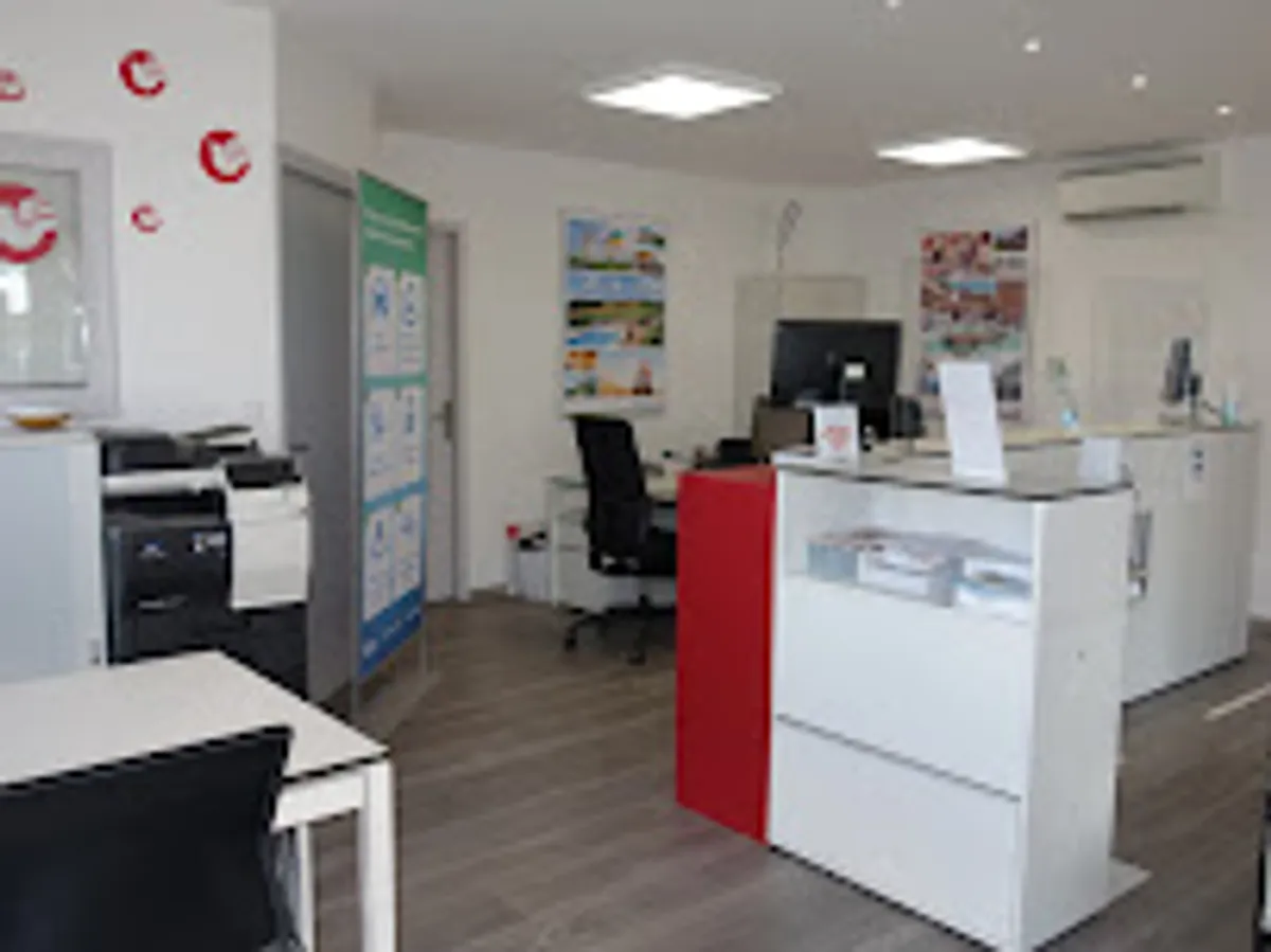 Interhome Le Barcarès - Locations & Conciergerie - Photo 2