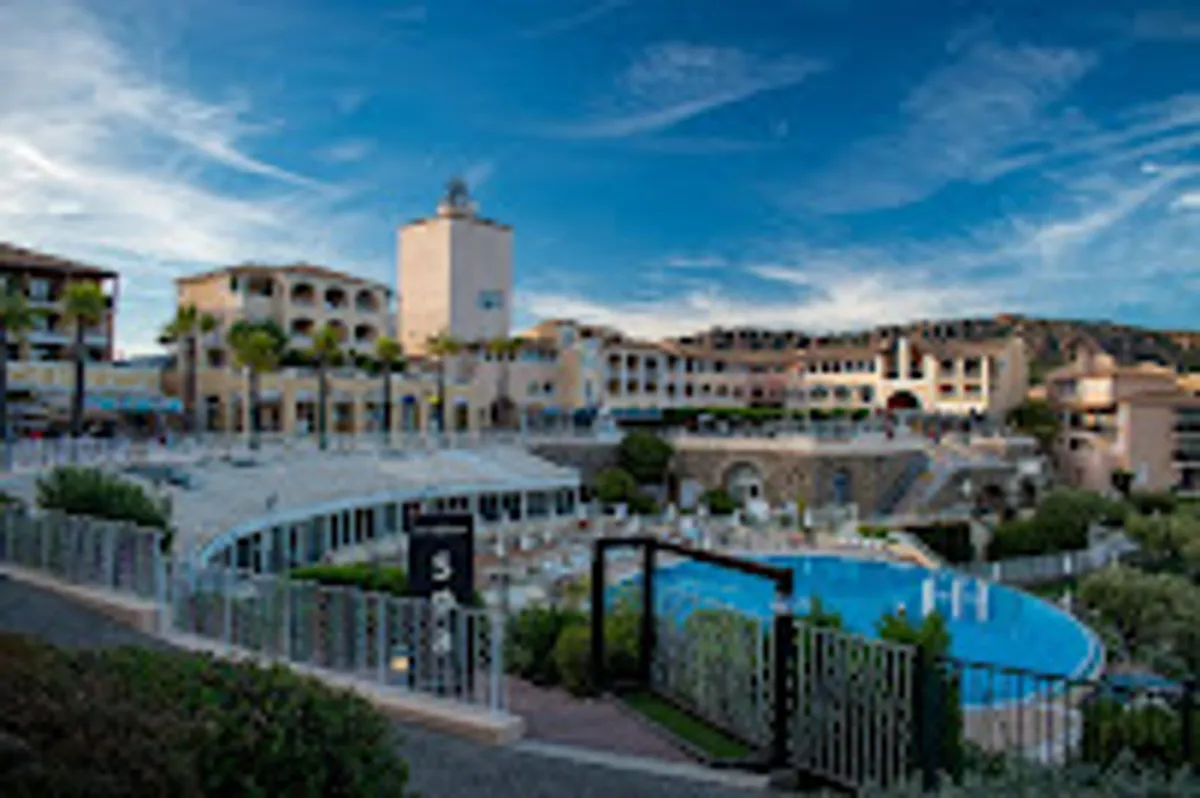 LA BOUTIQUE BY ACTISOURCE - Photo 4