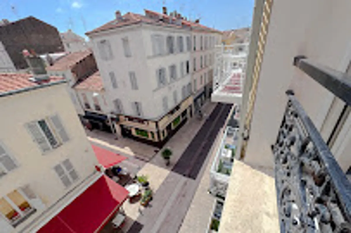 La CONCIERGERIE AIRBNB de proximité à ANTIBES YacaHost (à partir de 8%) - Photo 3