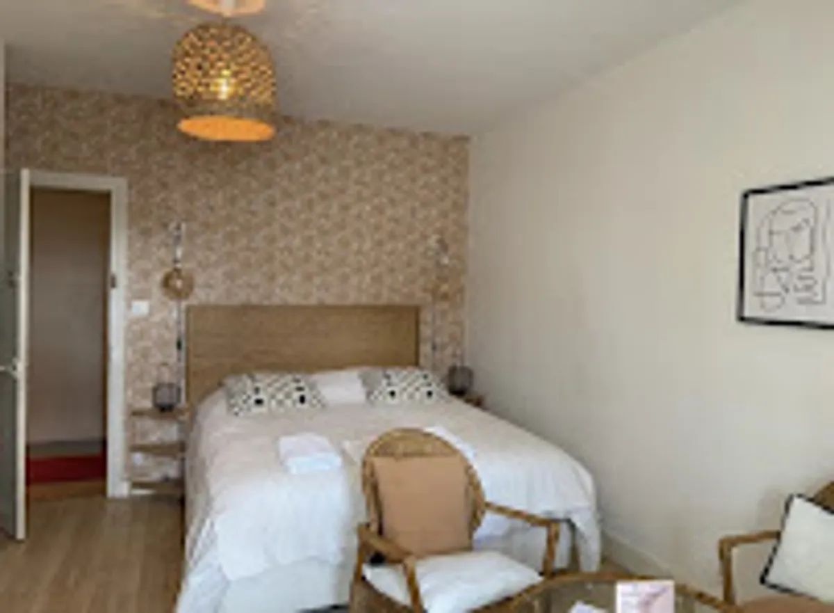 LA CONCIERGERIE DE CHRISTINE - Photo 2