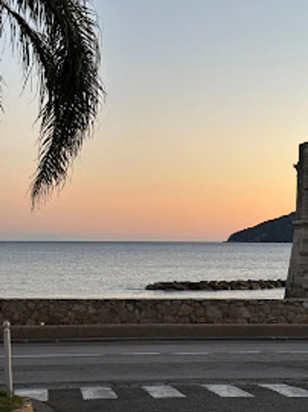 LA CONCIERGERIE TOULONNAISE - Photo 3