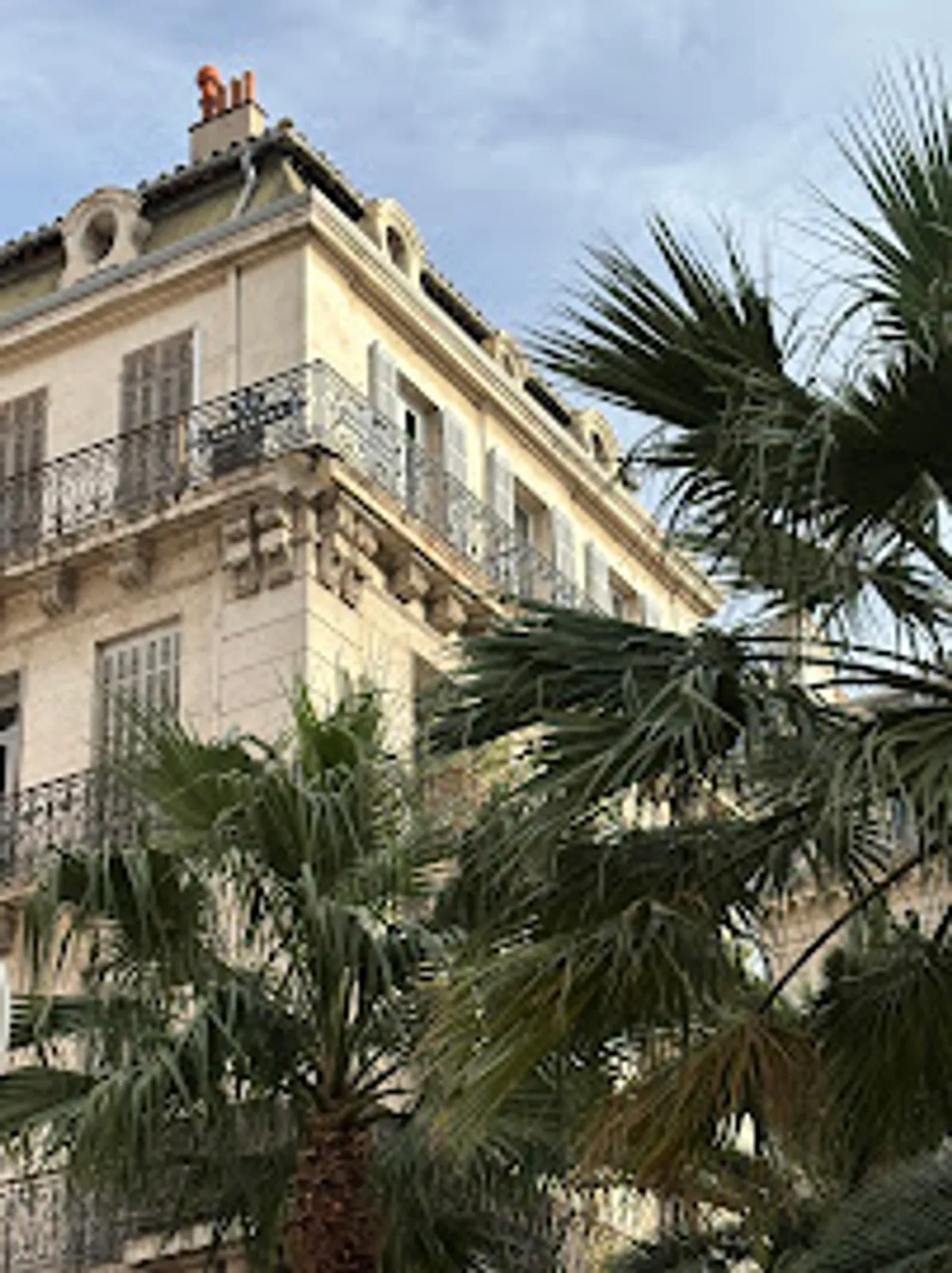 LA CONCIERGERIE TOULONNAISE - Photo 5