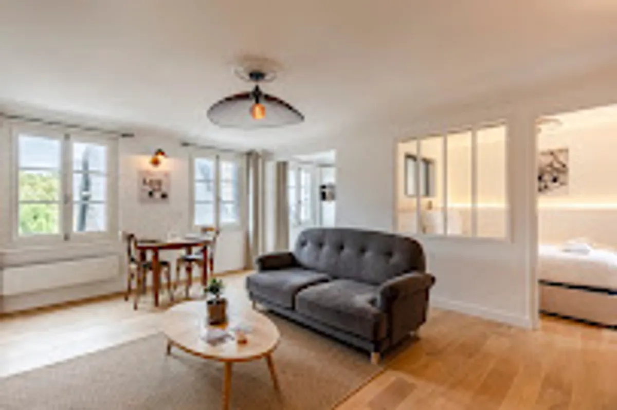 La petite source, rue Haute à Honfleur - Photo 5