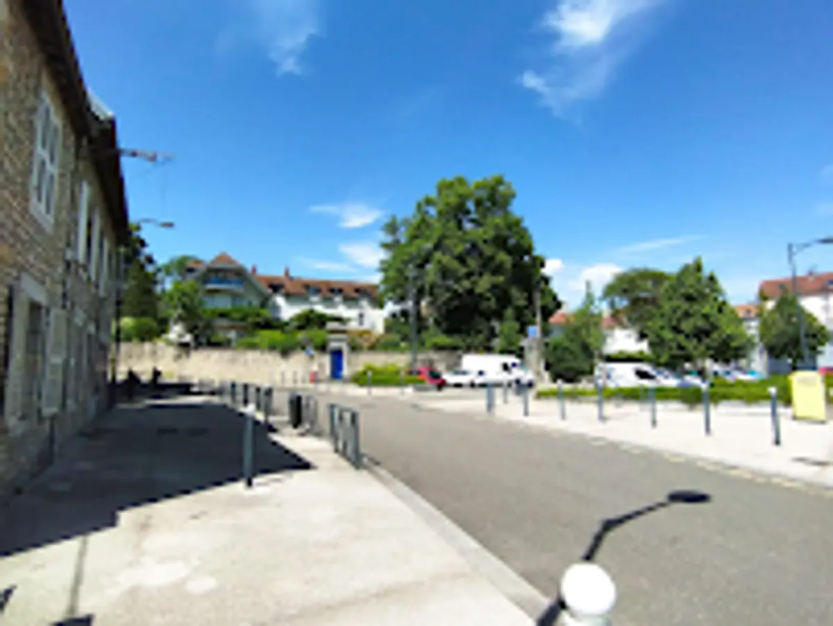 Les Glycines - Photo 4