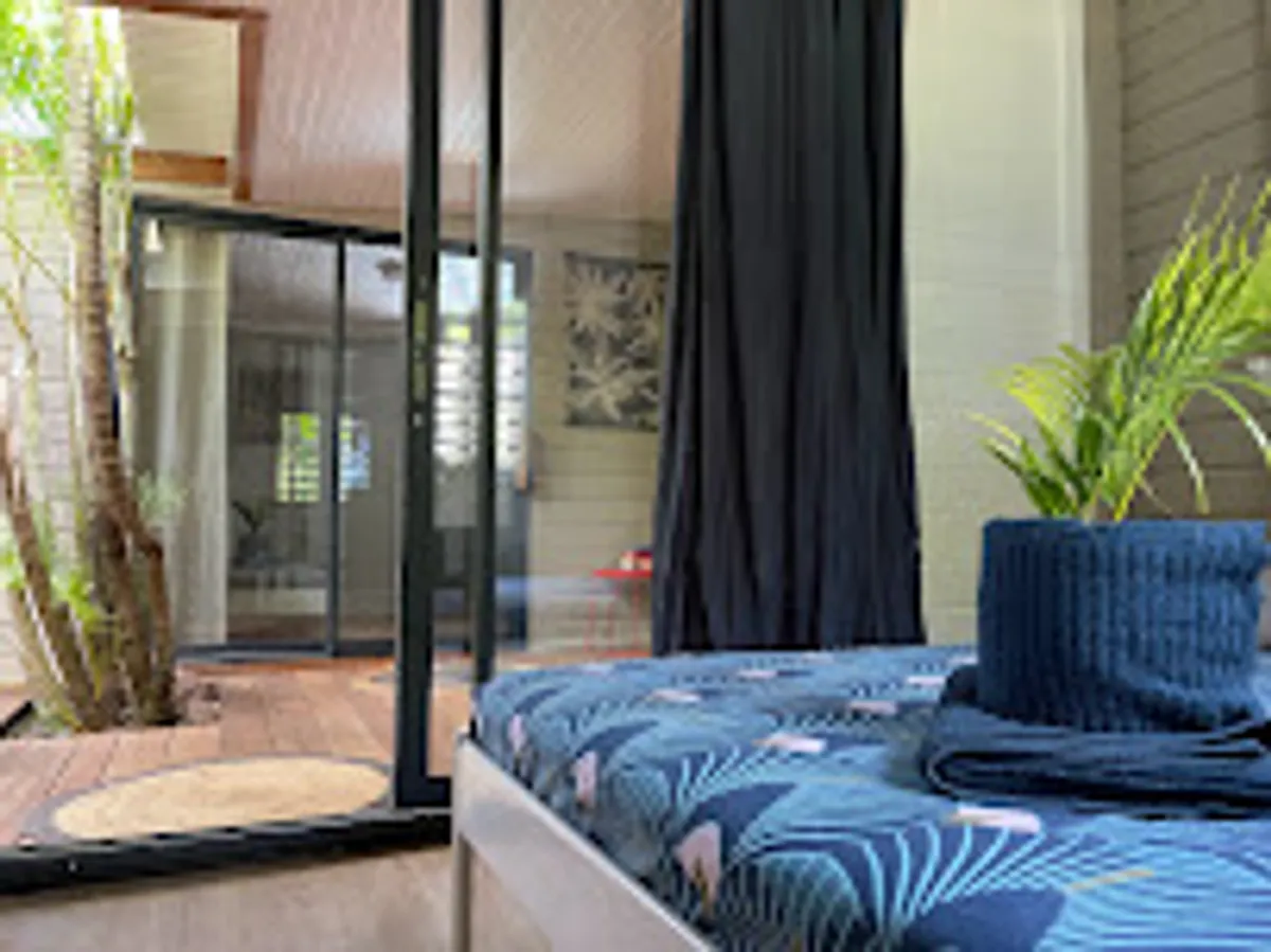 Loca-Ti-Services - Photo 6