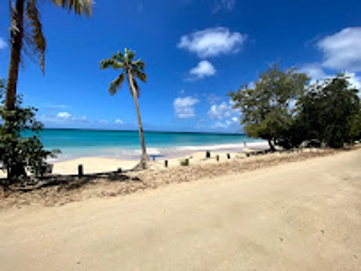 Loca-Ti-Services - Photo 8