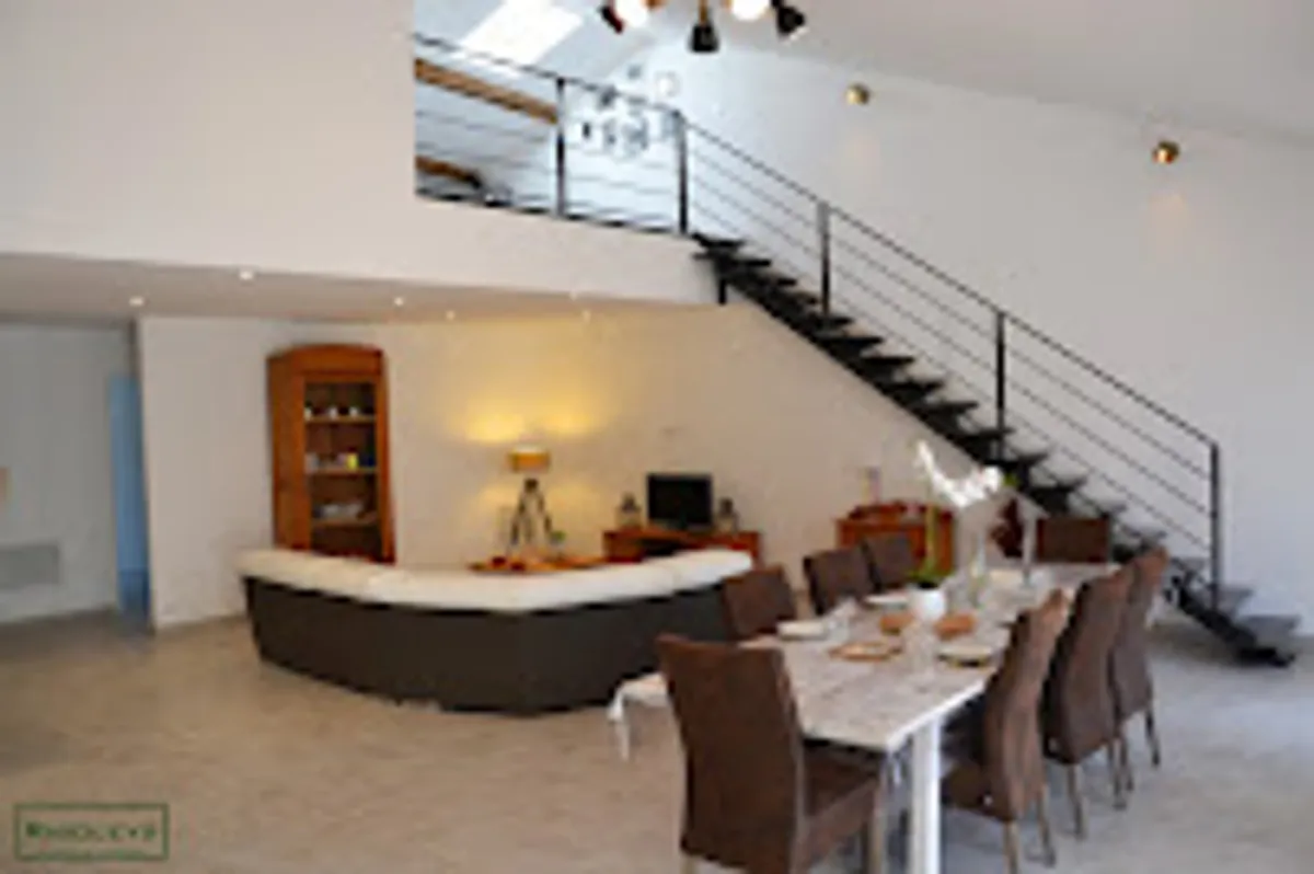 Location Vias - Photo 2