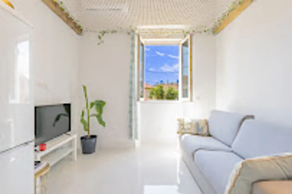 M.J Conciergerie Golfe Juan - Photo 2