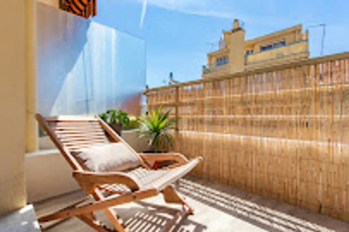 My Guest Relation - Photo 3