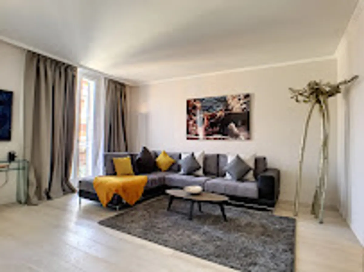 Nestor&Jeeves - Photo 4