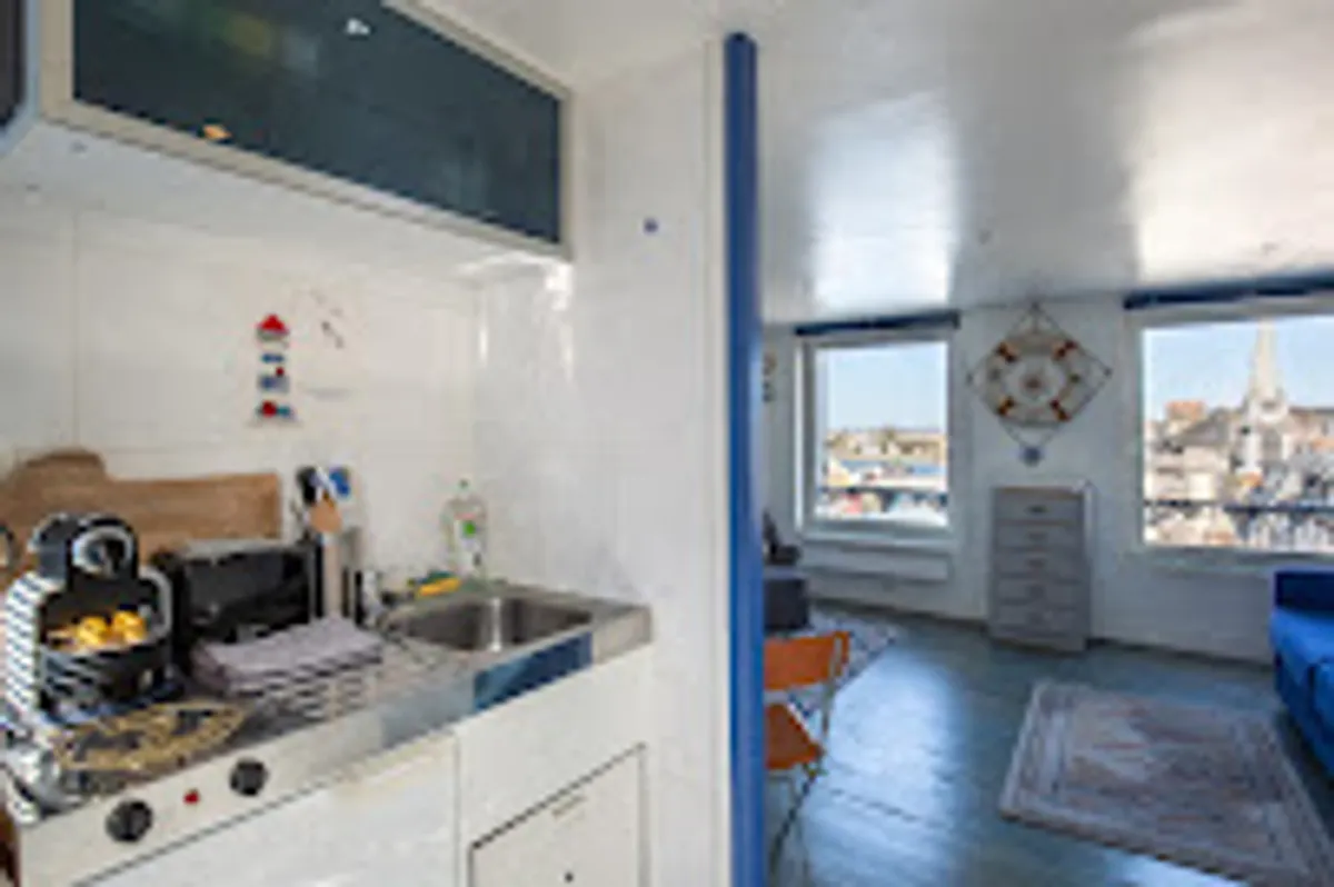 Racing the Wind - Photo 7