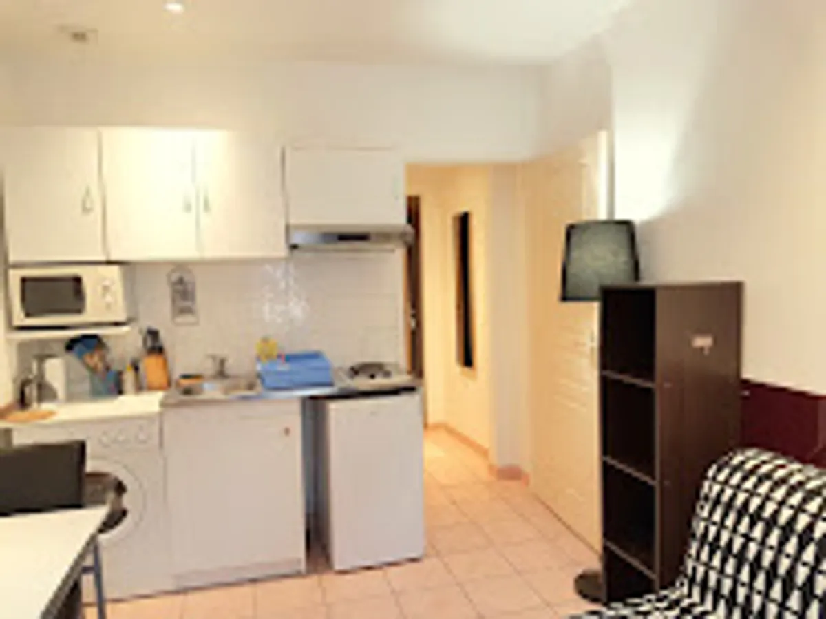 Residadigne - Location meublée avec garage - Photo 2