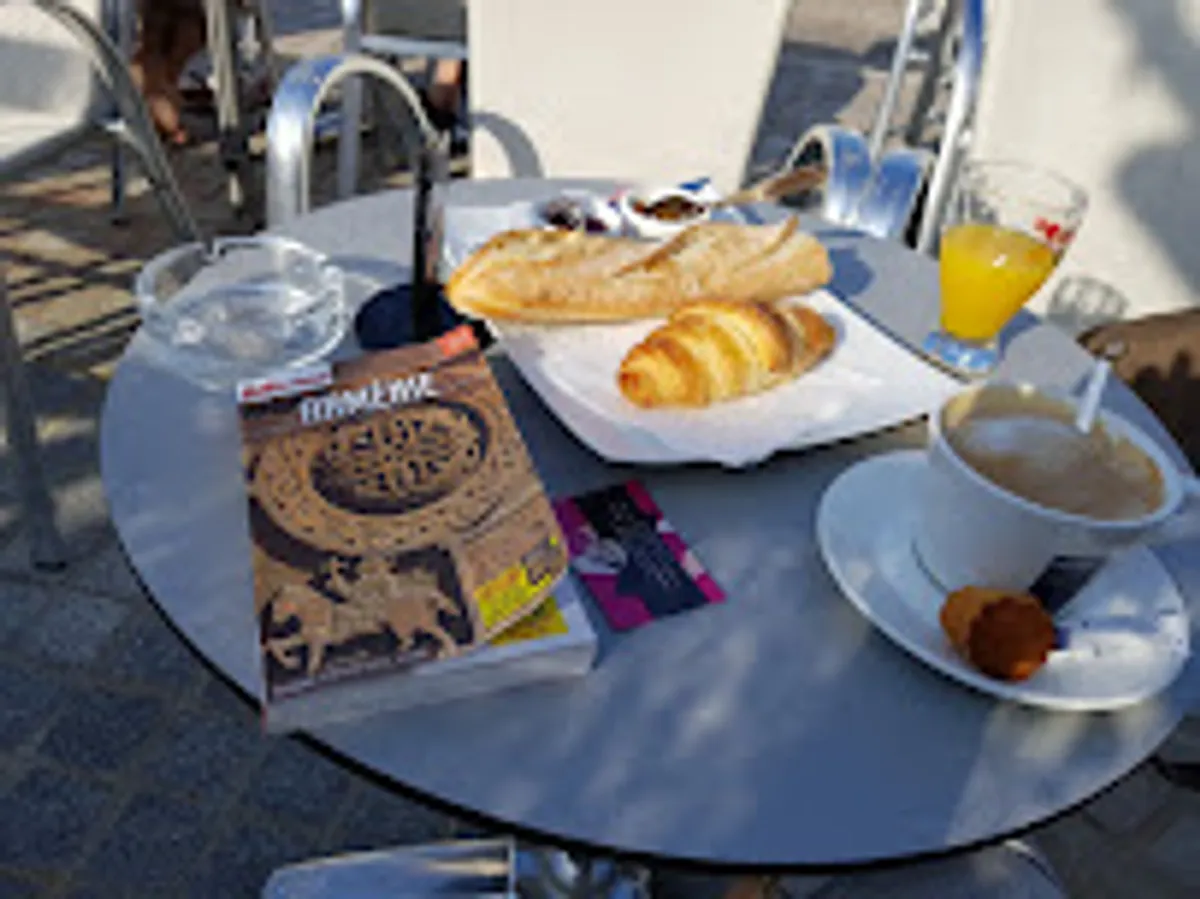 Riviera Concierge - Photo 5