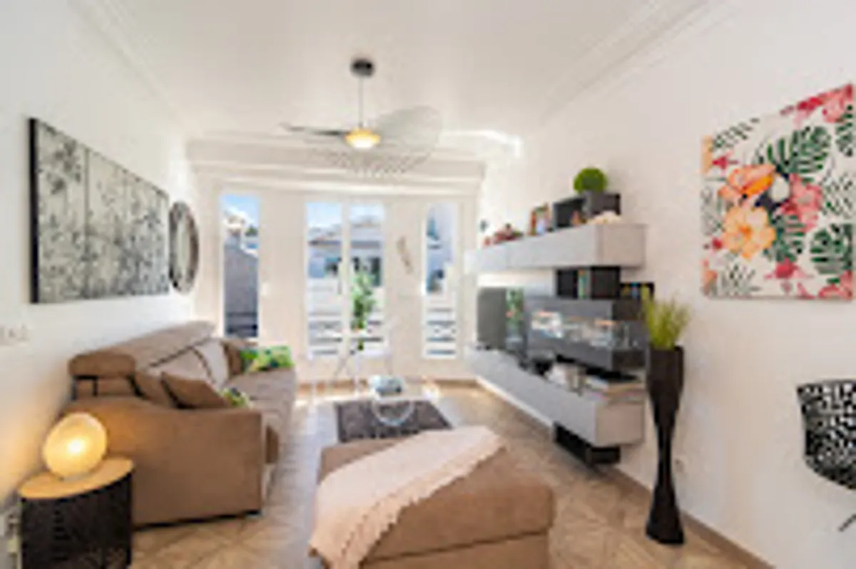 Seasonal Apartments Rentals & Conciergerie. House manager in Cannes "Cannes We Help You" - Photo 2