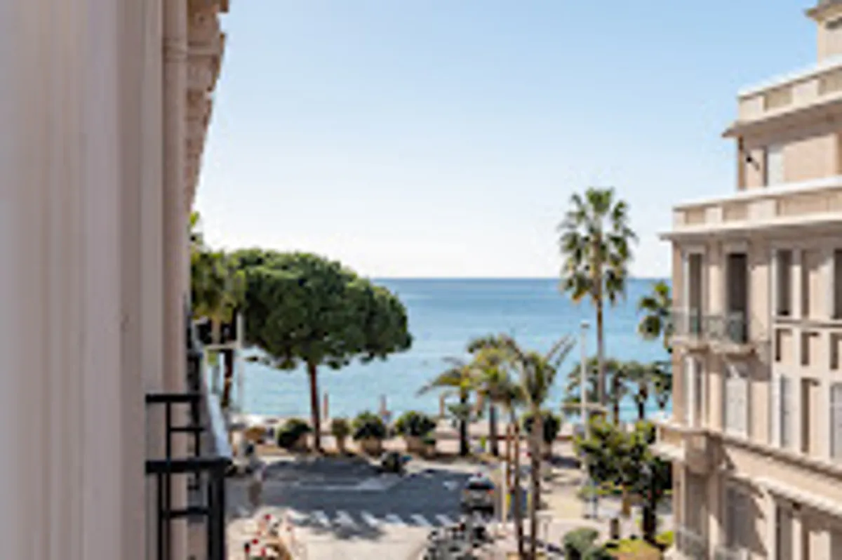 Seasonal Apartments Rentals & Conciergerie. House manager in Cannes "Cannes We Help You" - Photo 8