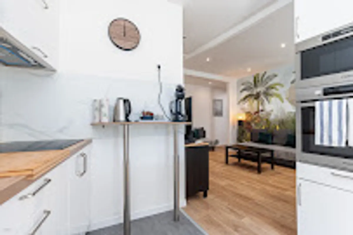 SLEEP IN NICE - Photo 4