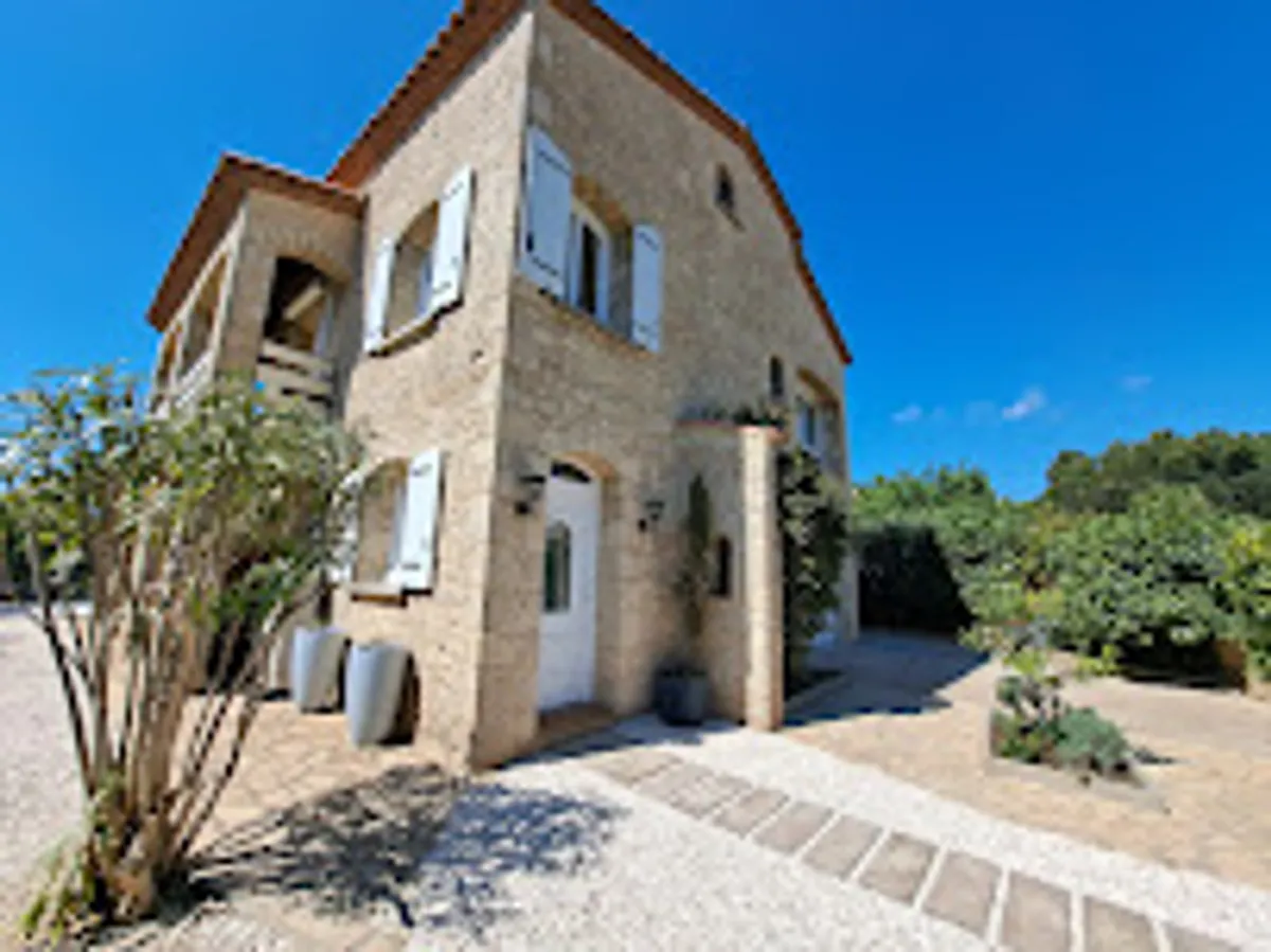 Sud conciergerie 34 - Photo 3