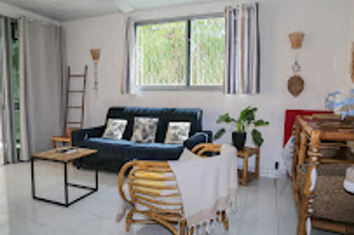 Sur la plage coco /plage du bourg de Sainte Anne/résidence de la plage - Photo 5