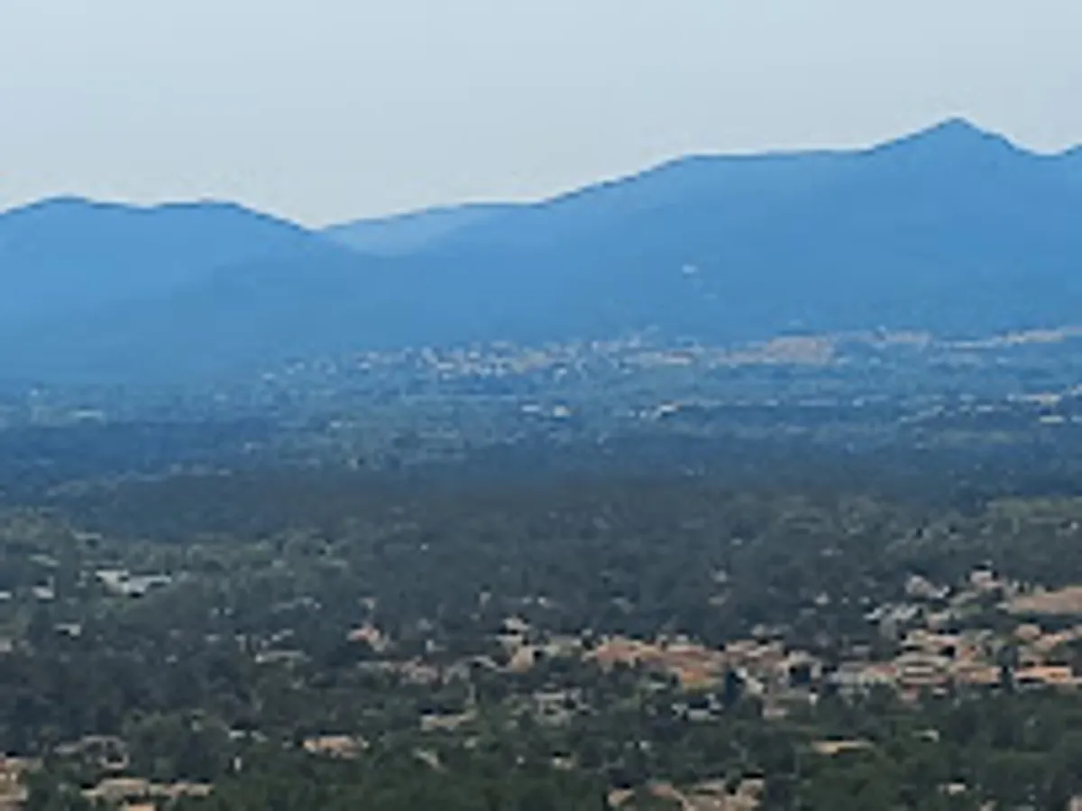 YourHostHelper - Conciergerie Bagnols-en-Forêt - Photo 5