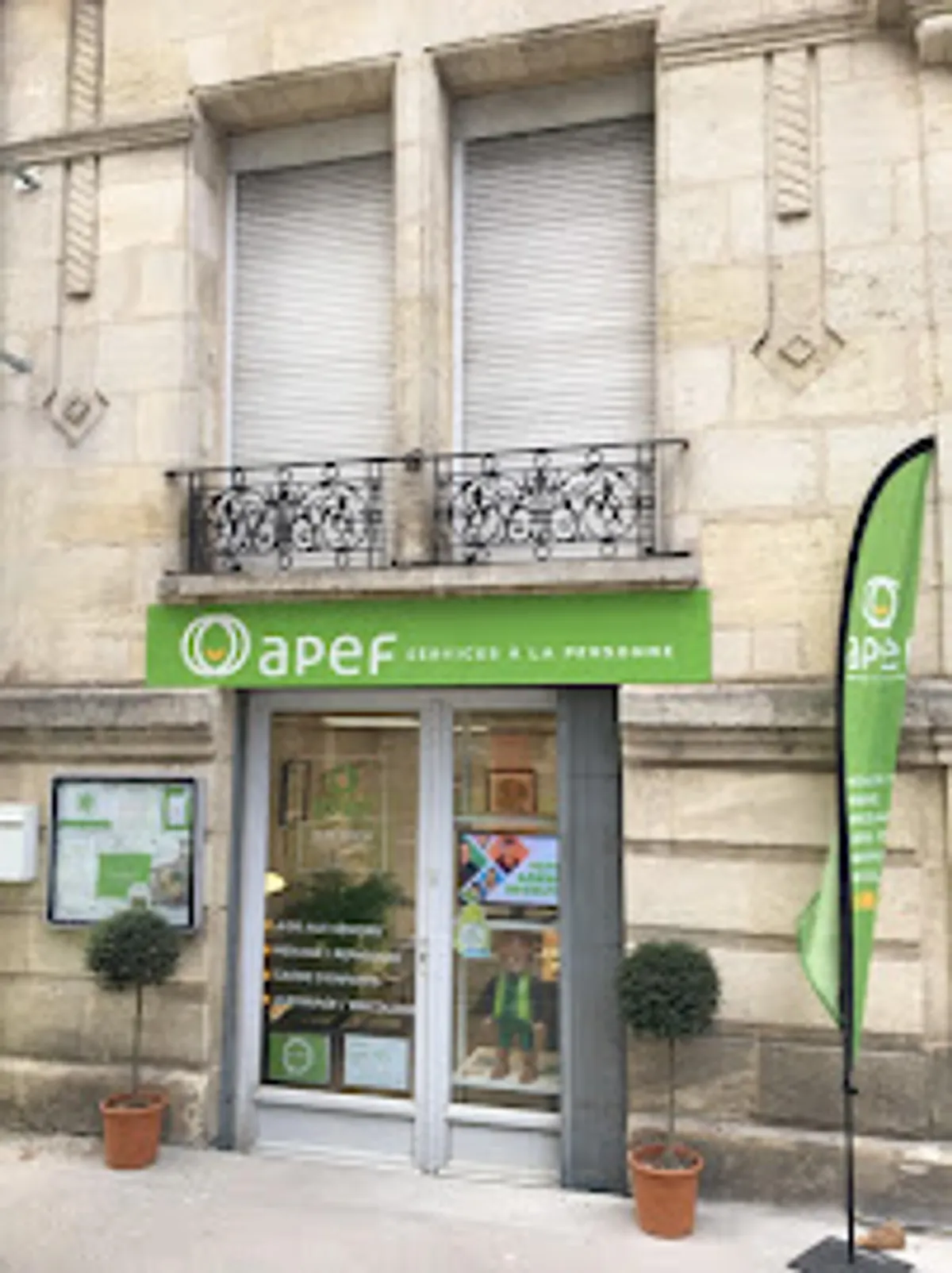 APEF Bordeaux Rive Droite - Aide à domicile, Ménage, Jardinage et Garde d'enfants - Photo 5