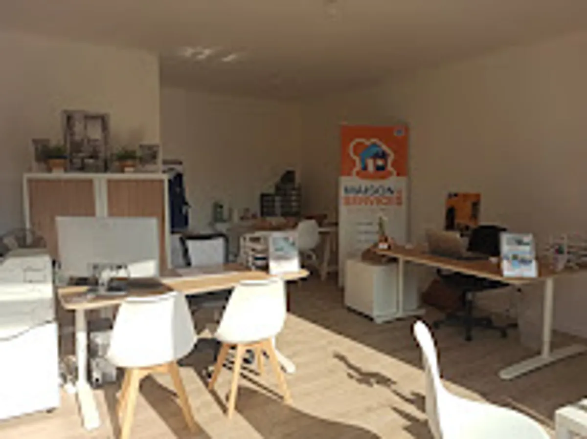 Maison et Services Albi-Carmaux | Ménage, repassage, jardinage, nettoyage de vitres - Photo 6