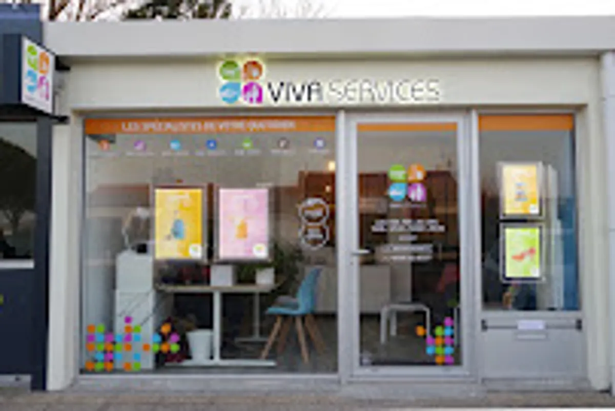 VIVASERVICES ROYAN - Ménage, Garde d’enfants, Jardinage, Bricolage, Informatique. - Photo 4