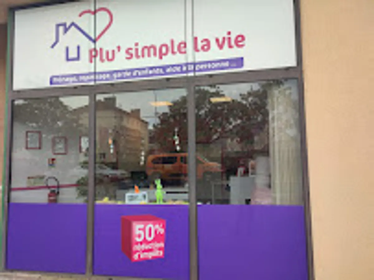 Plu’ Simple la Vie – Services de ménage et aide à domicile à Carentan