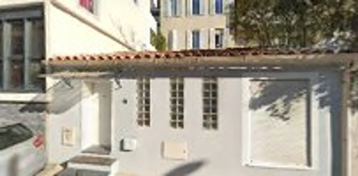 Marie-Eugénie - Société de nettoyage de copropriété et de bureaux à Marseille