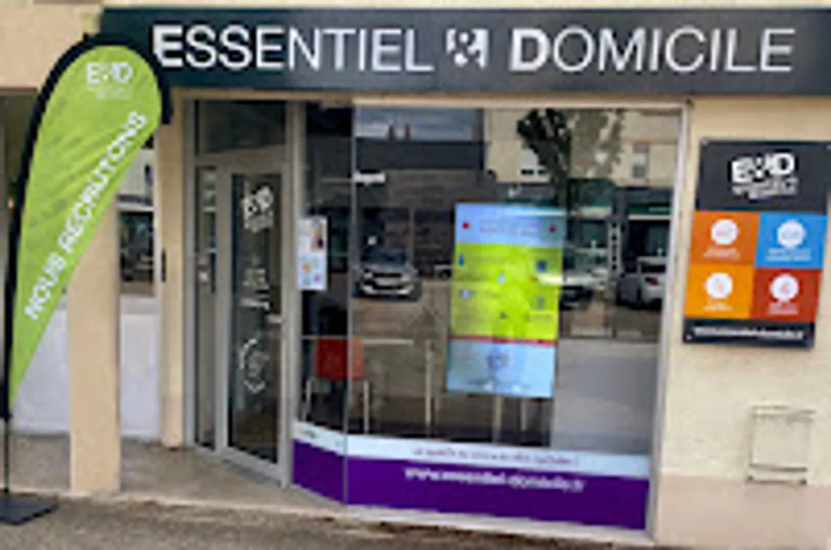 Essentiel & Domicile - Saint-Sébastien-sur-Loire - Photo 2
