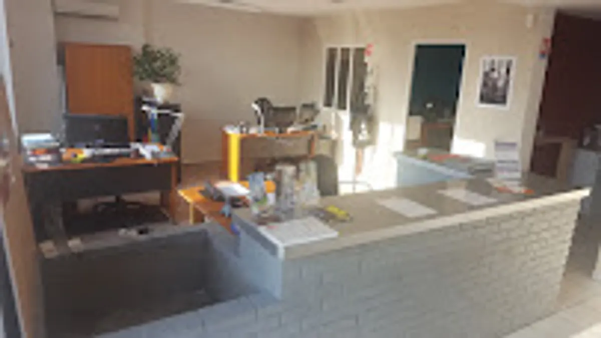 Maison et Services Melun | Ménage, repassage, jardinage, nettoyage des vitres