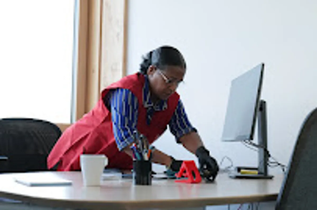 DS NETTOYAGE | Nettoyage professionnel à Lamote Beuvron (Bureaux, vitrerie, extérieurs..)🧽 - Photo 8