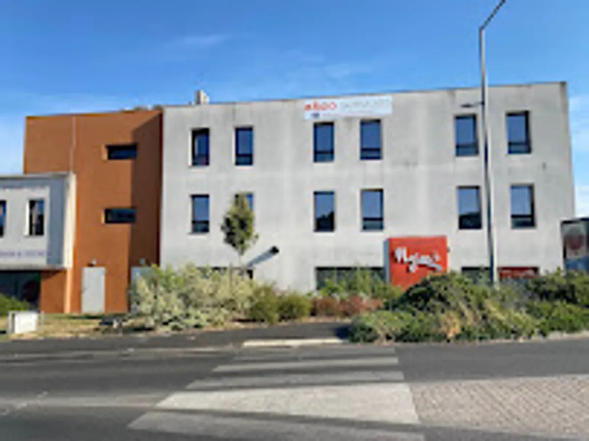 AXEO Services Poitiers - Photo 2