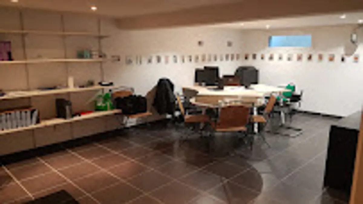 Maison et Services Reims | Ménage, repassage, jardinage, nettoyage des vitres