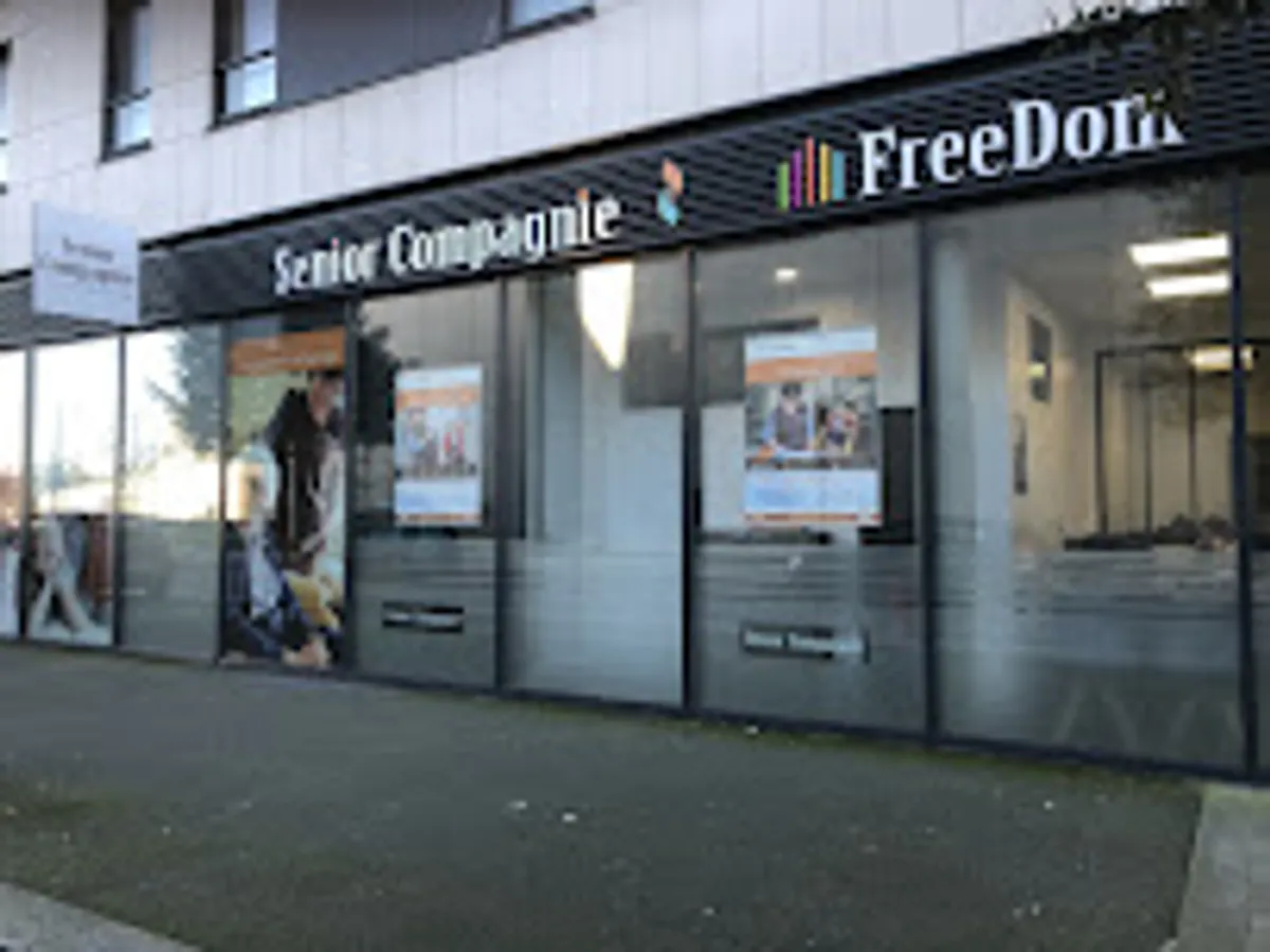Free Dom - Services à domicile (Ménage, Repassage, Garde d'enfants...) - Photo 2